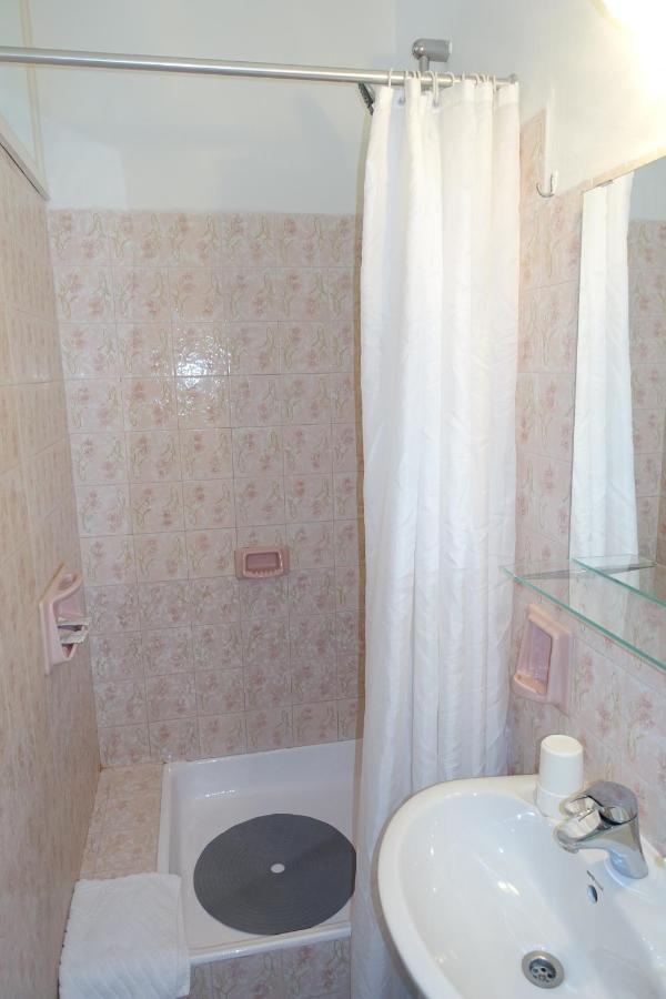 Room Novakovic Biograd Na Moru Εξωτερικό φωτογραφία
