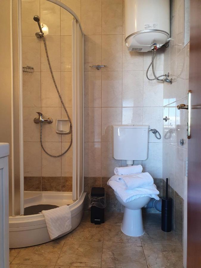 Room Novakovic Biograd Na Moru Εξωτερικό φωτογραφία